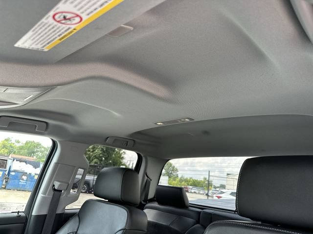 Used 2018 GMC Sierra 2500 SLT w/ Snow Plow Prep Package AWD/4WD image 18