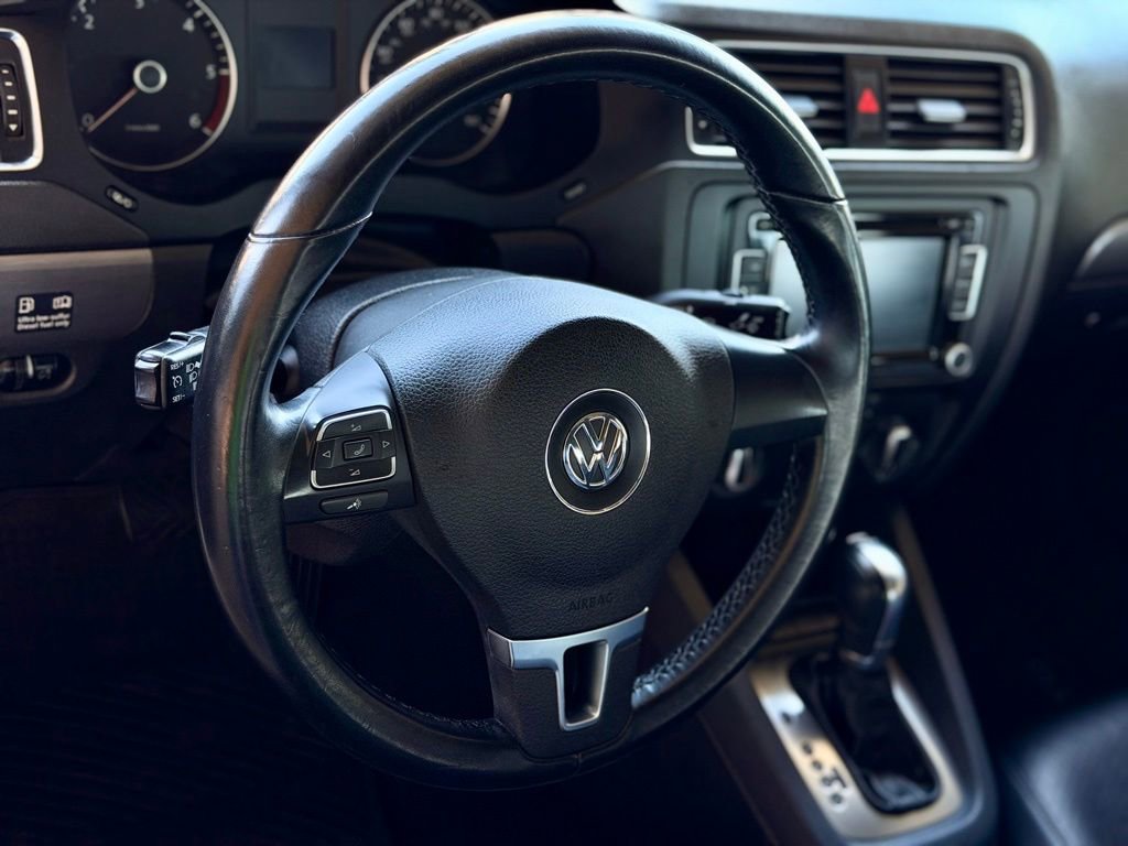Used 2013 Volkswagen Jetta TDI image 44