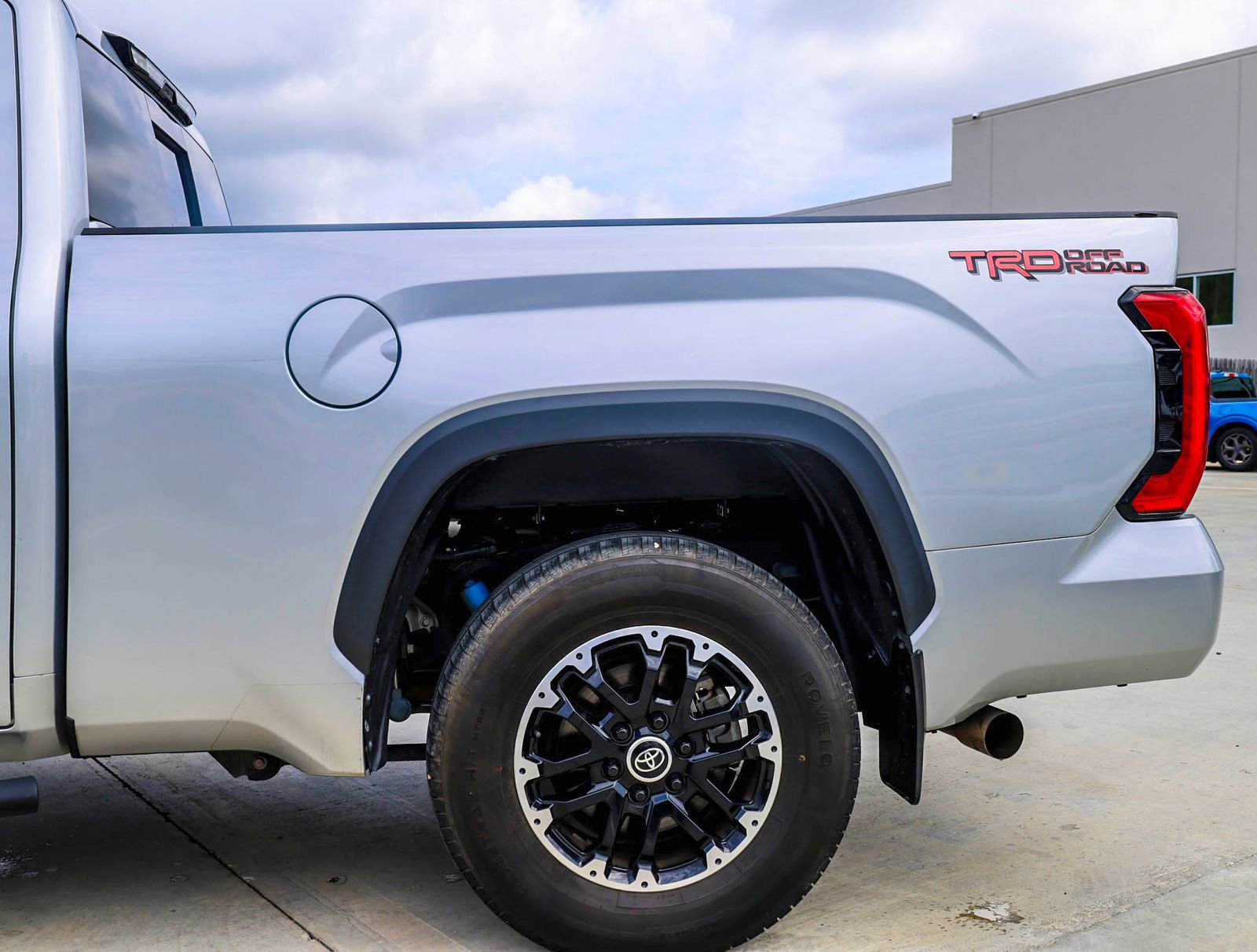 Used 2022 Toyota Tundra SR5 w/ TRD Off-Road Package RWD image 5
