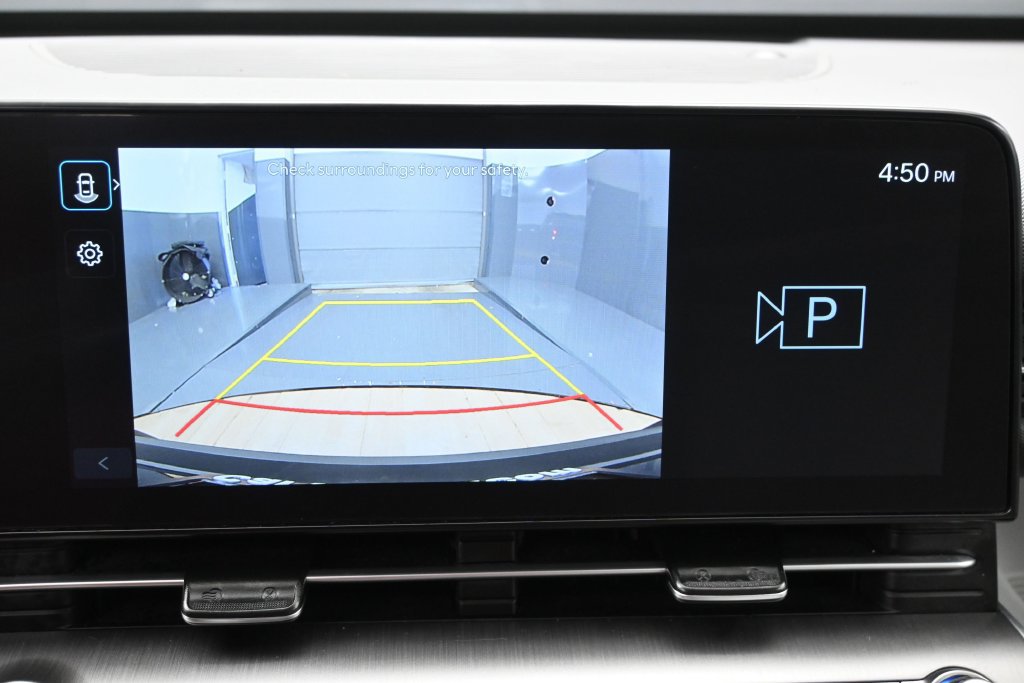 Used 2024 Hyundai Kona SEL AWD/4WD image 15