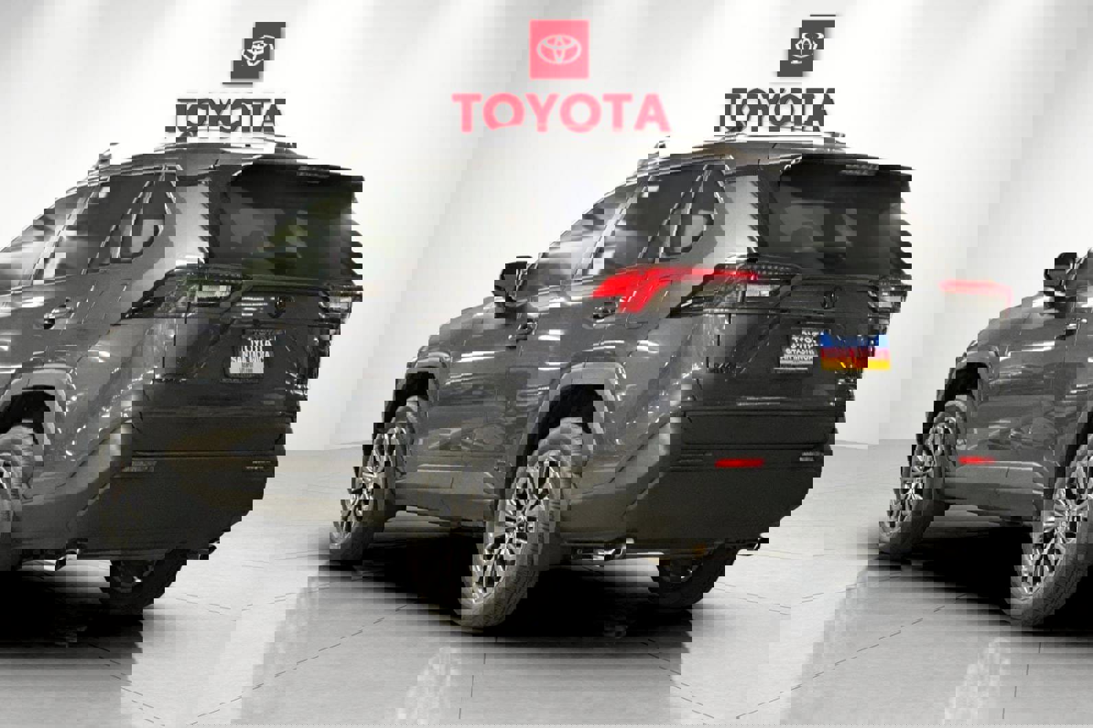 New 2025 Toyota RAV4 XLE Premium image 5