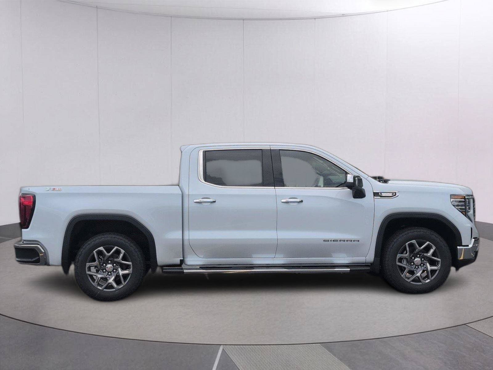 New 2026 GMC Sierra 1500 SLT w/ SLT Premium Plus Package AWD/4WD image 8