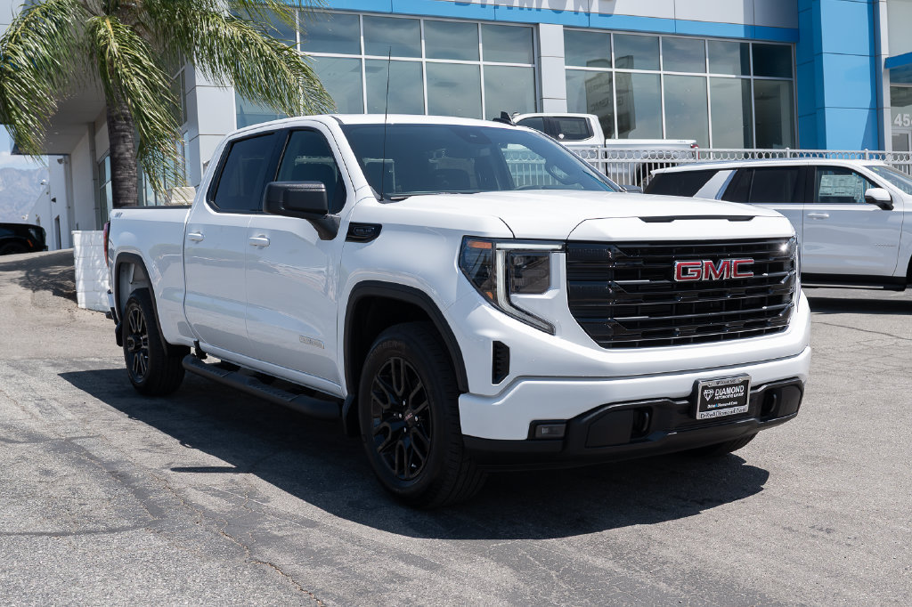Used 2026 GMC Sierra 1500 Elevation AWD/4WD image 1