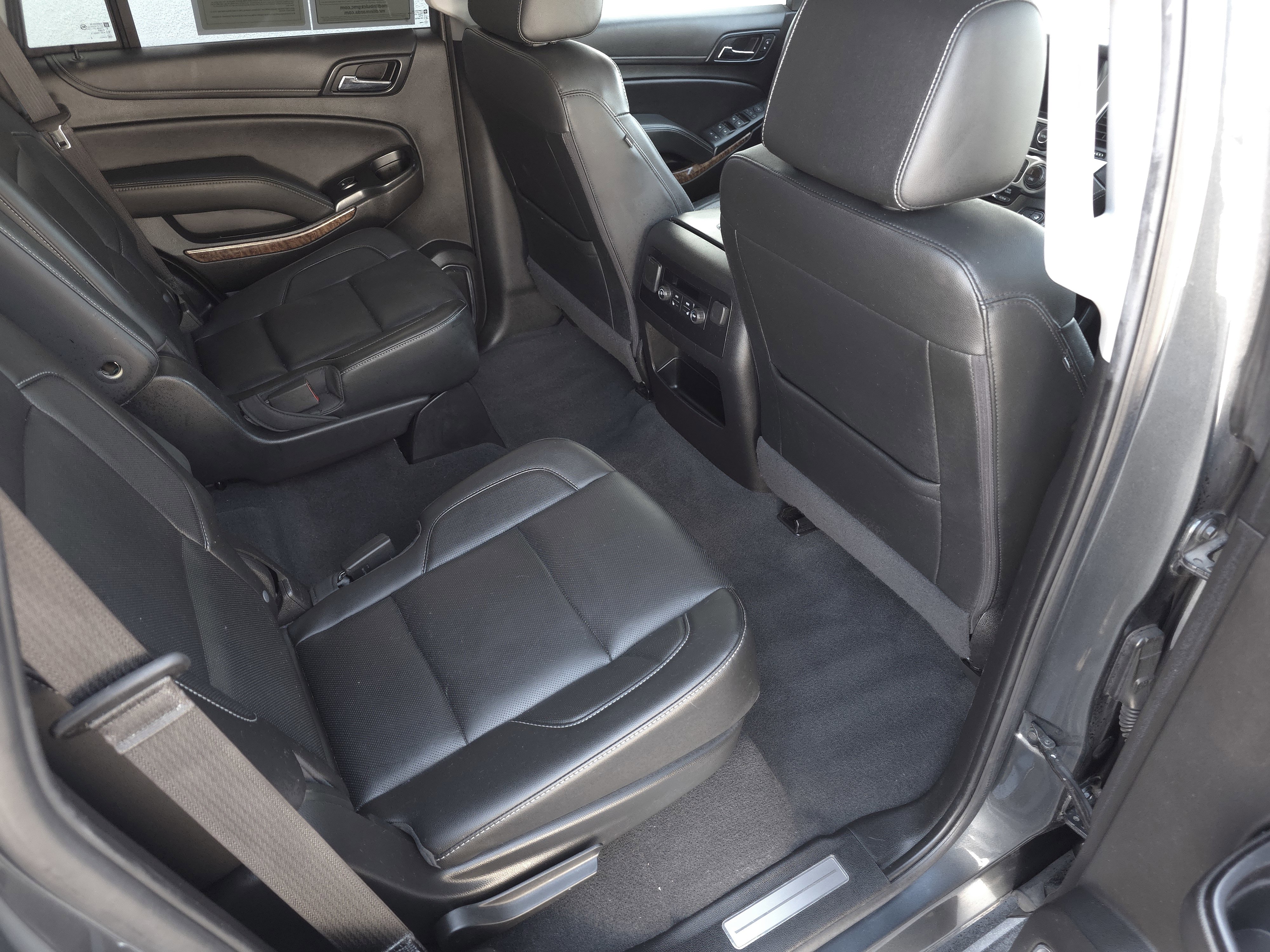 Used 2020 Chevrolet Tahoe Premier w/ RST 6.2L Performance Edition image 44