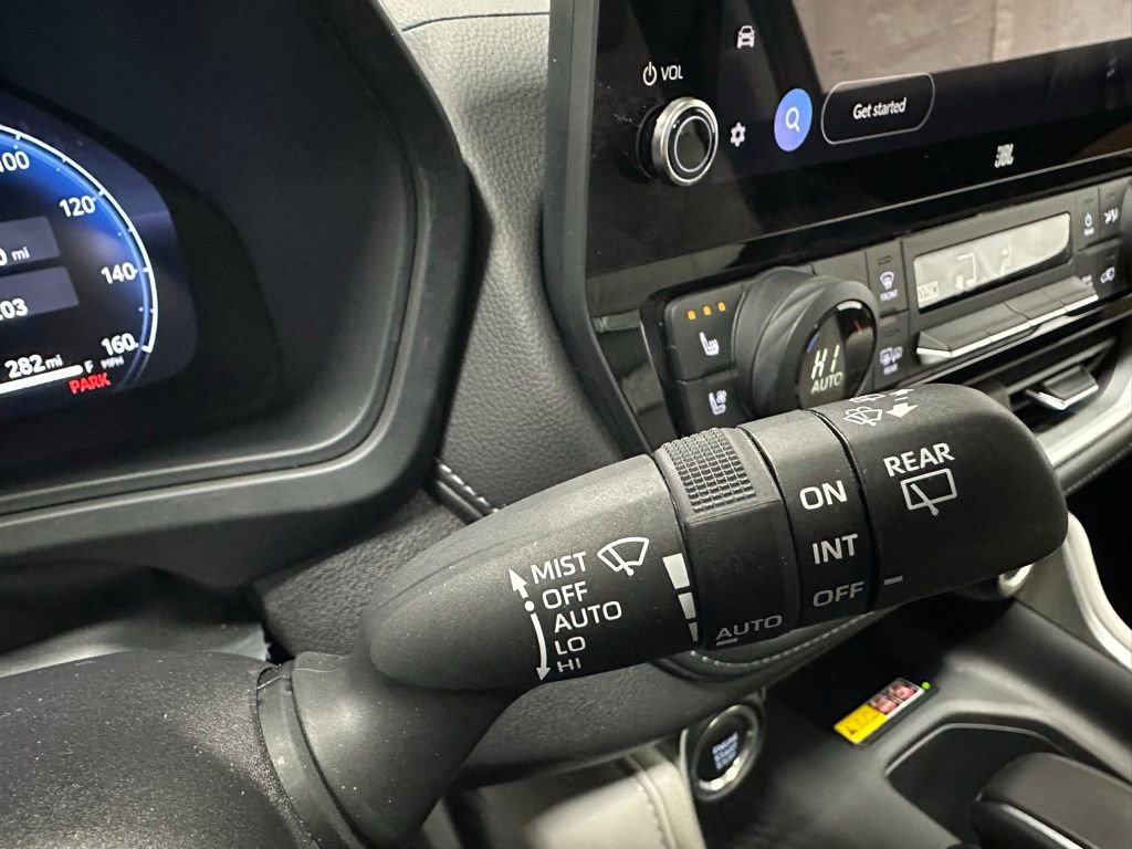 Used 2025 Toyota Grand Highlander AWD image 22
