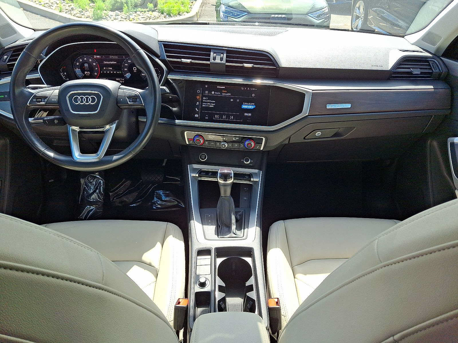 Used 2022 Audi Q3 2.0T Premium w/ Convenience Package AWD/4WD image 10