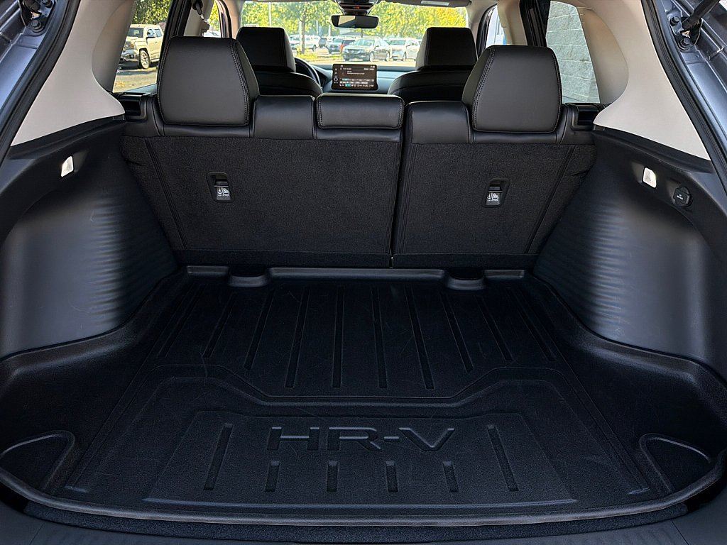 Used 2025 Honda HR-V EX-L image 32