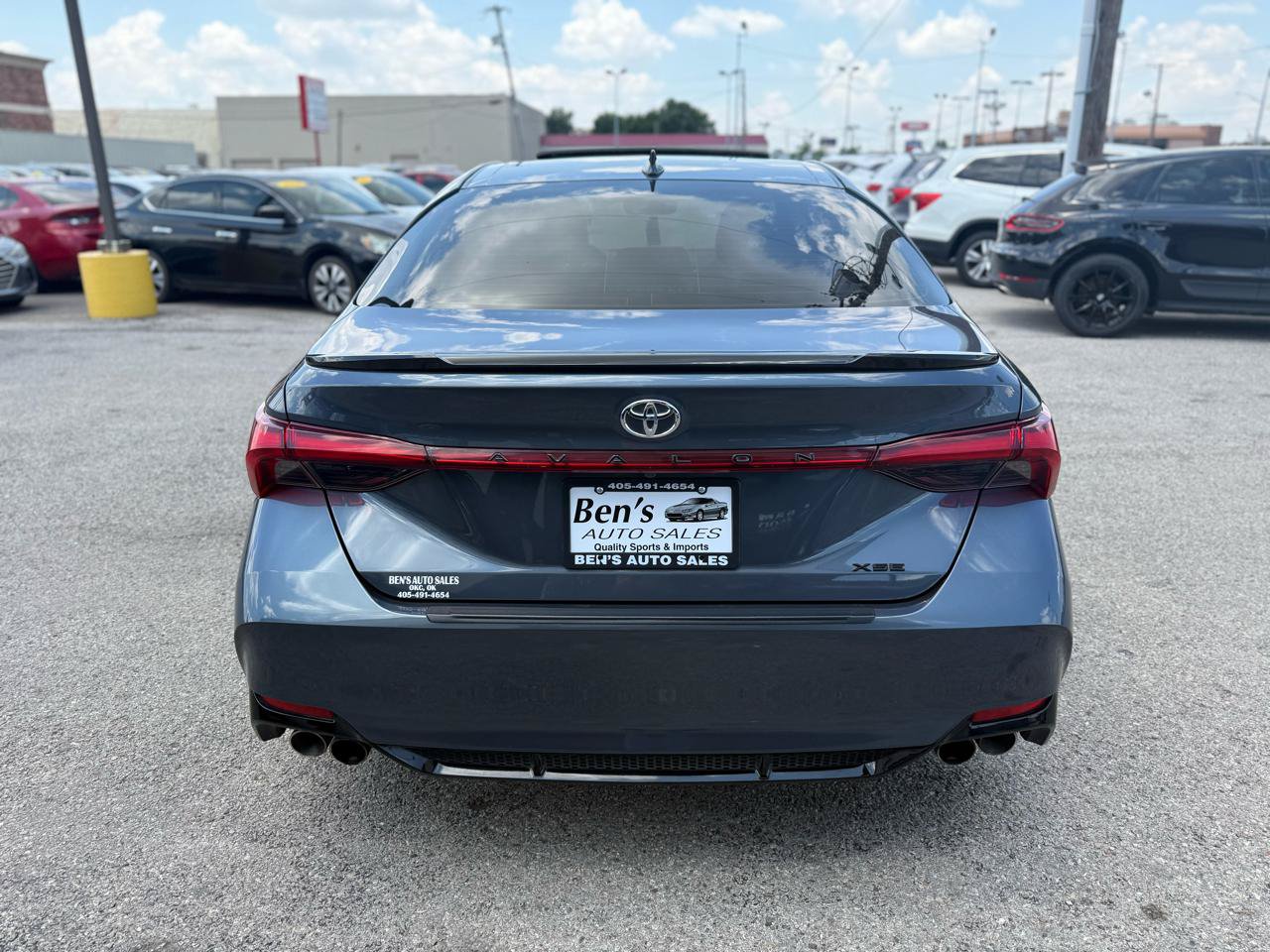 Used 2020 Toyota Avalon XSE FWD image 7