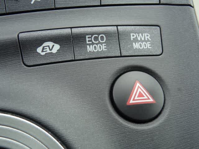 Used 2010 Toyota Prius Five FWD image 25