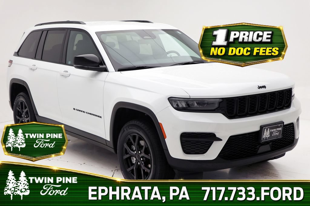 Used 2025 Jeep Grand Cherokee Altitude AWD/4WD 360° Tour