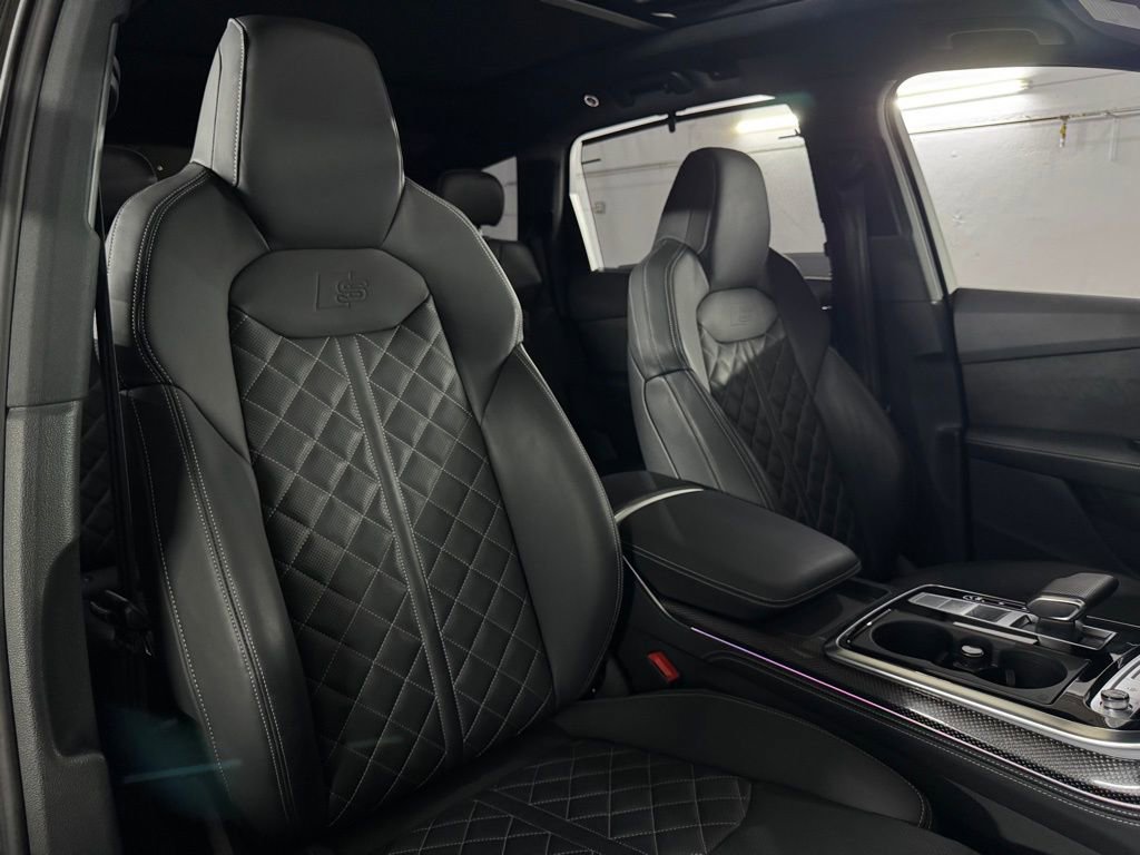 Used 2023 Audi SQ7 Prestige image 58