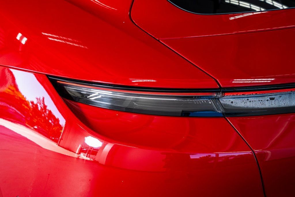 Used 2022 Porsche Taycan 4S image 23