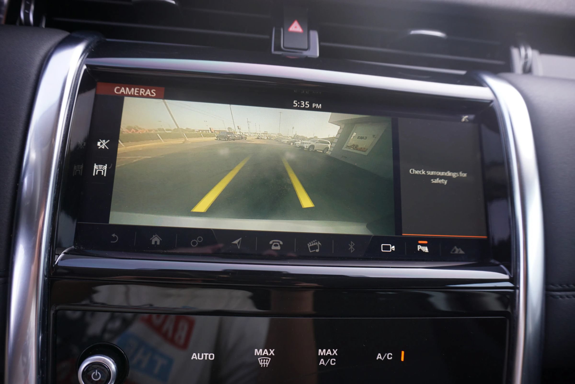 Used 2020 Land Rover Discovery Sport AWD/4WD image 11