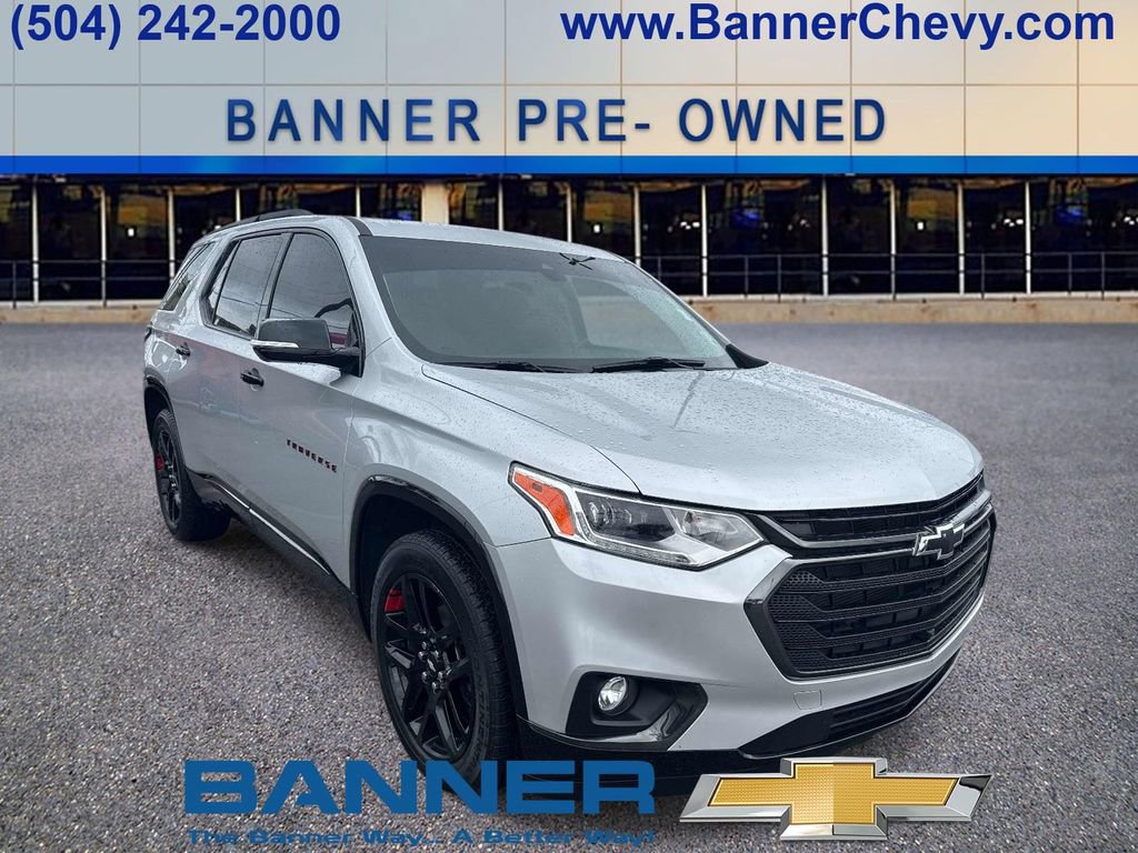 Used 2021 Chevrolet Traverse Premier w/ Redline Edition FWD image 2