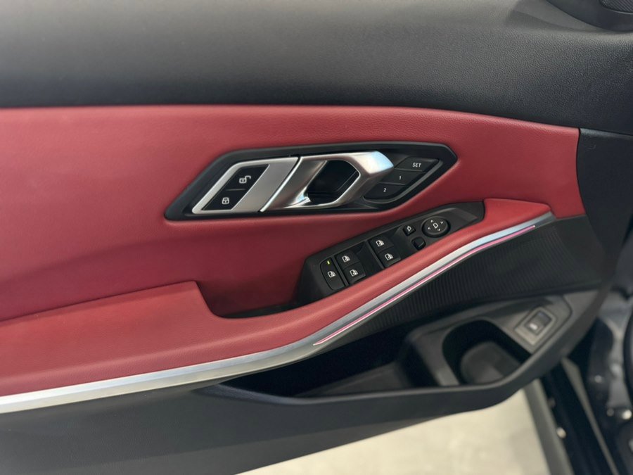 Used 2023 BMW 330i xDrive Sedan w/ Driving Assistance Package image 12