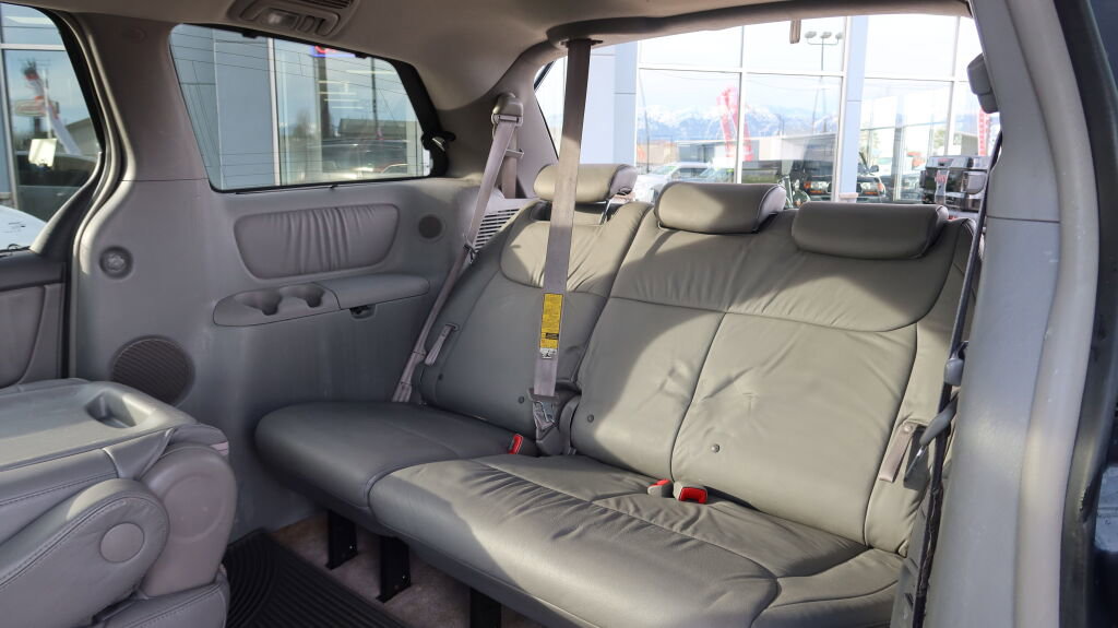 Used 2008 Toyota Sienna XLE Limited image 13
