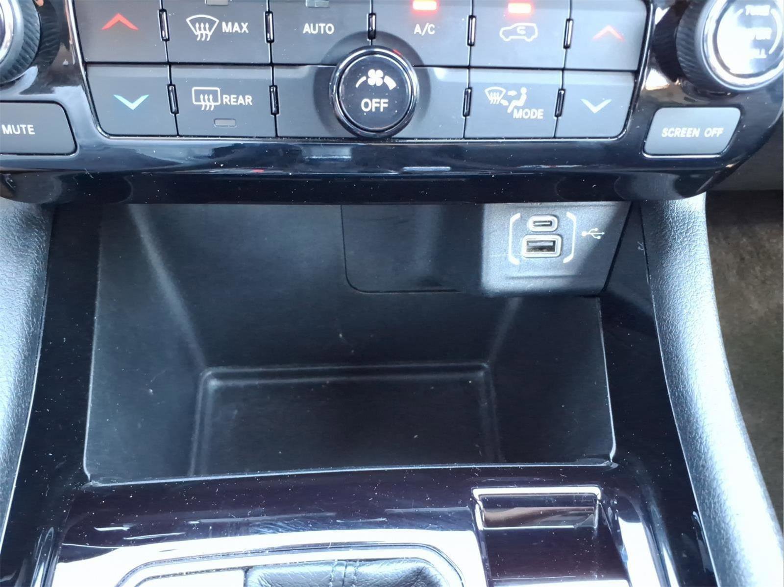 Used 2025 Jeep Compass Limited AWD/4WD image 23