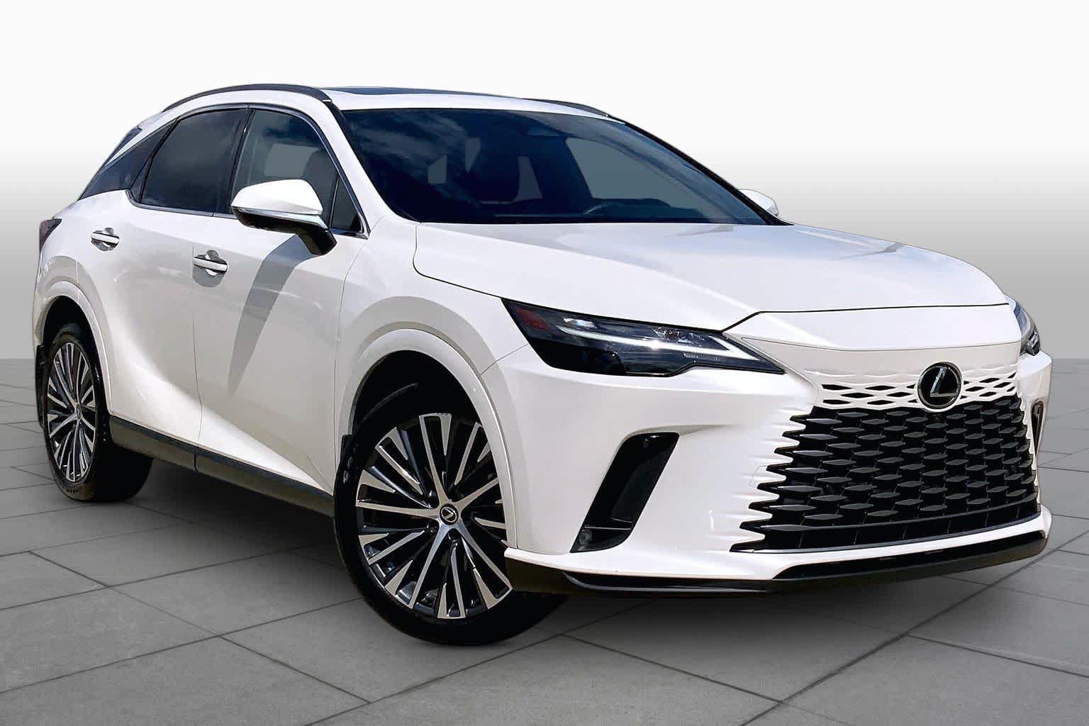 Used 2023 Lexus RX 350 Premium Plus w/ Accessory Package (K3) FWD image 3