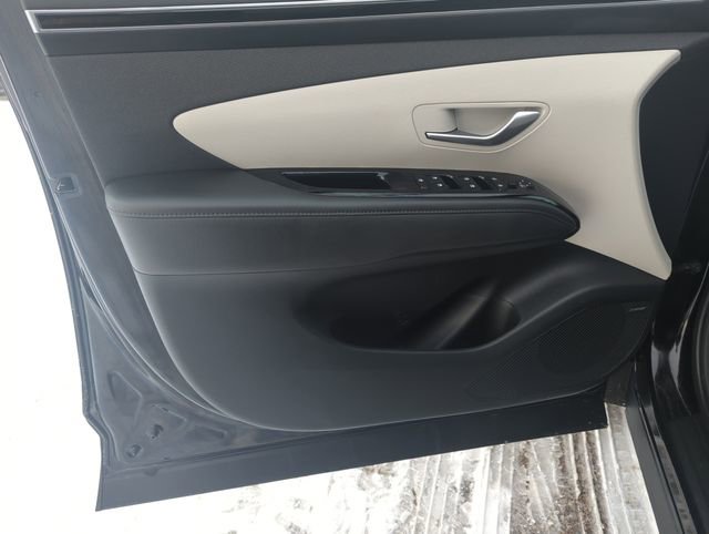 Used 2024 Hyundai Tucson Limited image 15