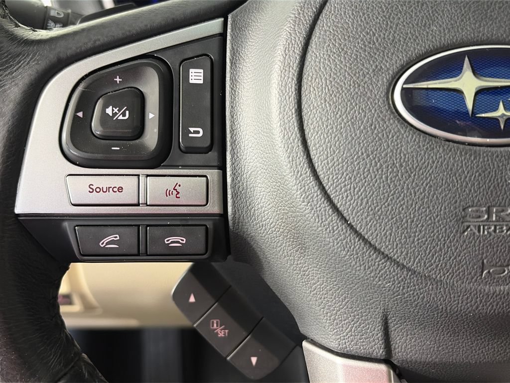 Used 2017 Subaru Legacy 2.5i Limited AWD/4WD image 17