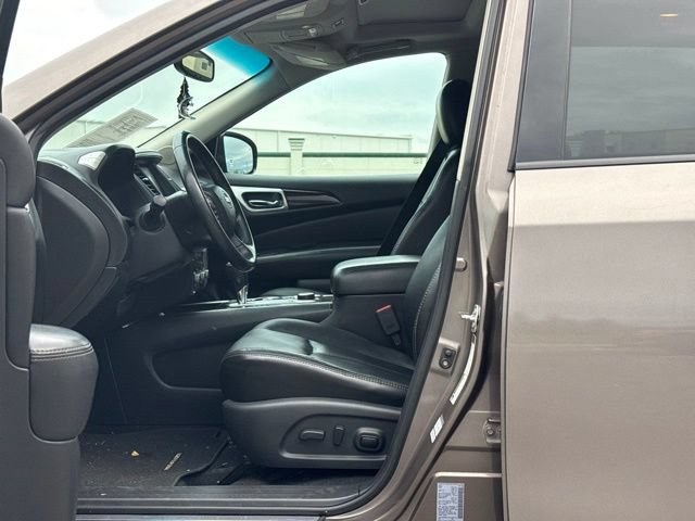 Used 2014 Nissan Pathfinder SL w/ SL Premium Package AWD/4WD image 10