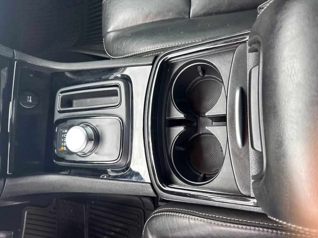 Used 2019 Chrysler 300 S image 27