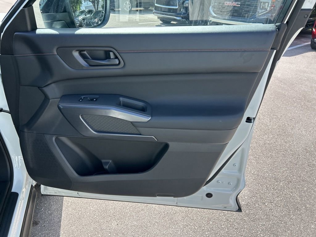 Certified 2023 Nissan Pathfinder Rock Creek image 41