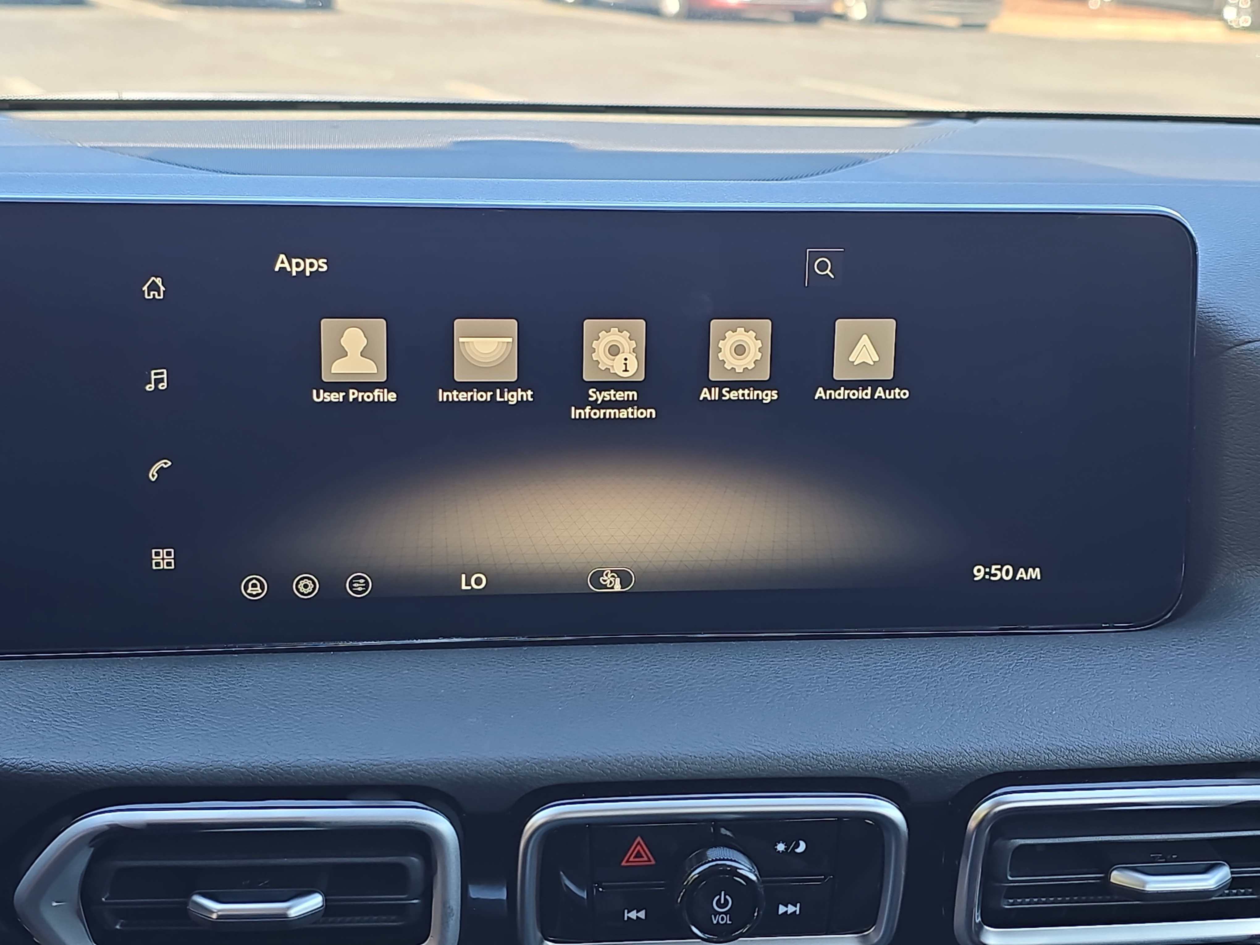New 2027 Nissan Sentra SR w/ Floor Mat Package FWD image 21