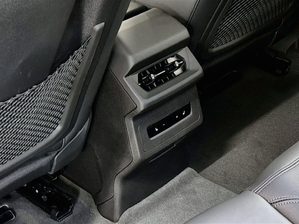 New 2027 Audi A6 e-tron Prestige AWD/4WD image 17