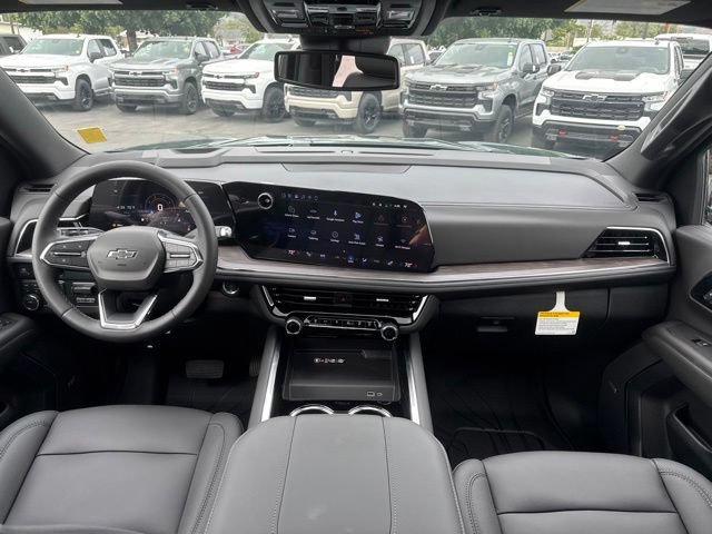 New 2026 Chevrolet Suburban Z71 w/ Comfort Package AWD/4WD image 15