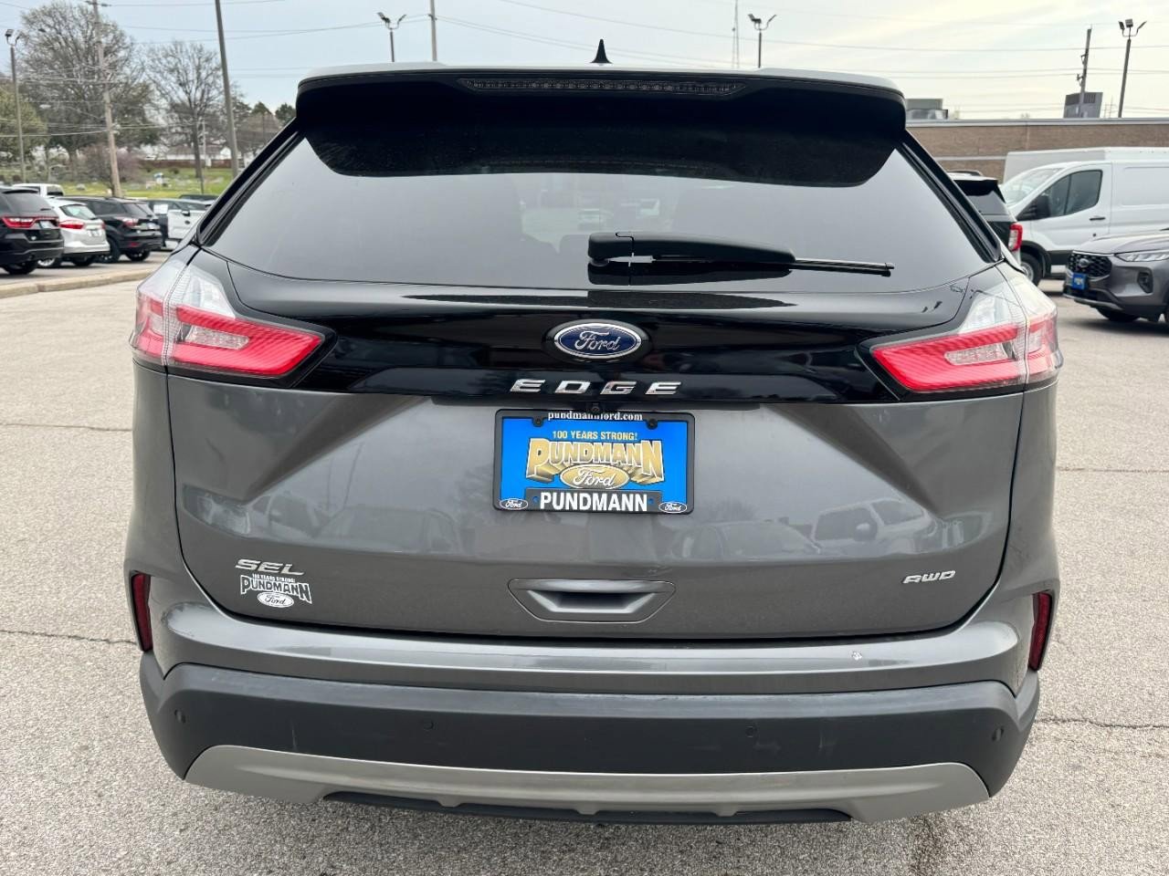 Used 2022 Ford Edge SEL w/ Convenience Package AWD/4WD image 4