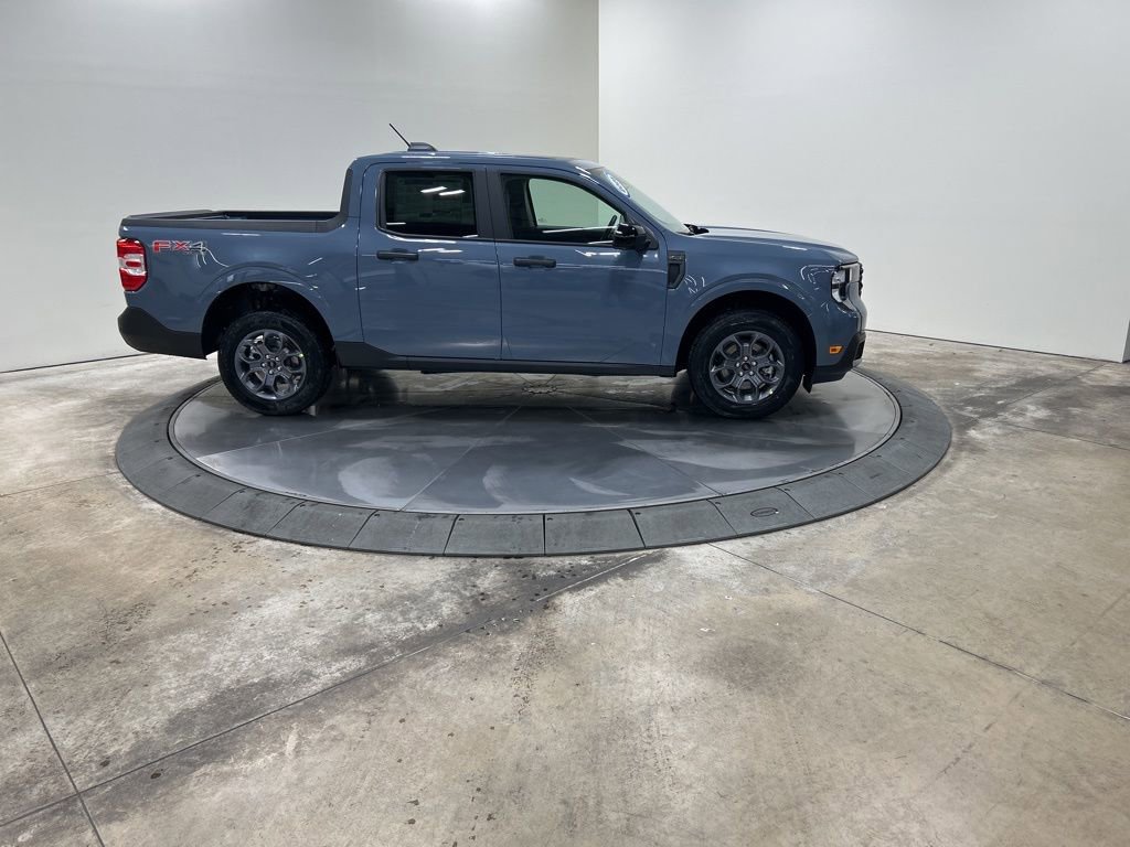 New 2025 Ford Maverick XLT w/ XLT Luxury Package image 4