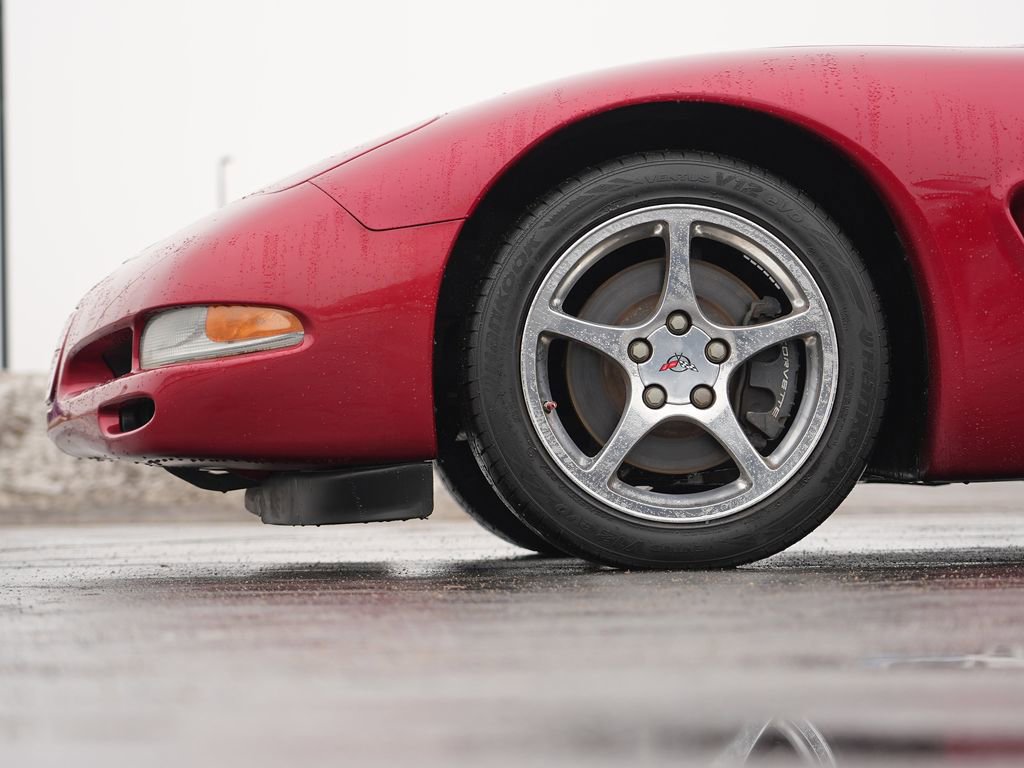 Used 2002 Chevrolet Corvette Convertible w/ Preferred Equipment Group2 image 31