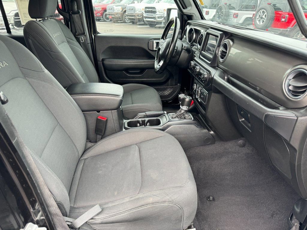 Used 2020 Jeep Wrangler Unlimited Sahara image 27
