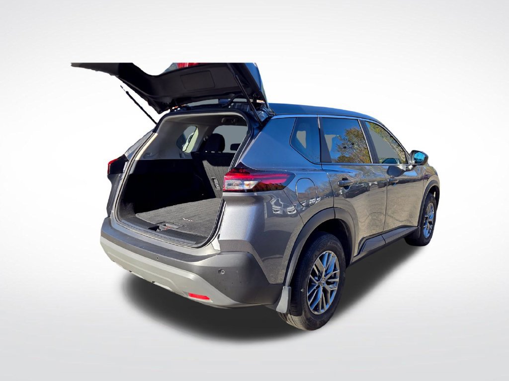 Used 2023 Nissan Rogue S AWD/4WD image 7