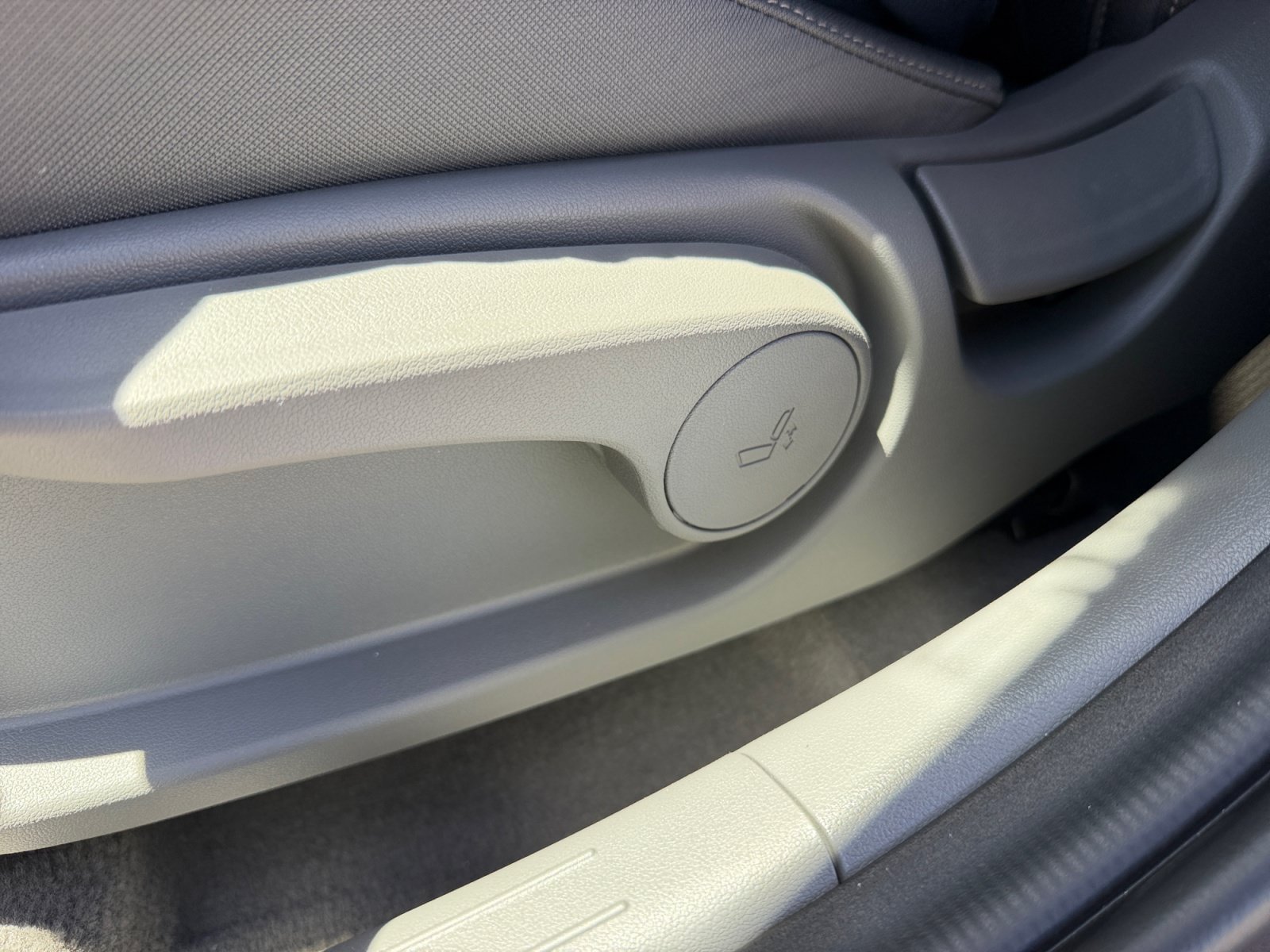 Certified 2025 Hyundai Elantra Sport FWD image 15