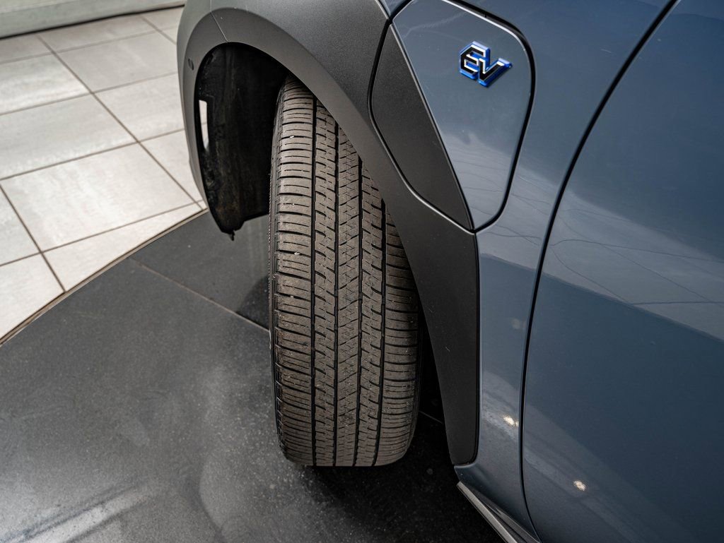 Used 2024 Subaru Solterra Limited w/ Limited Package image 39