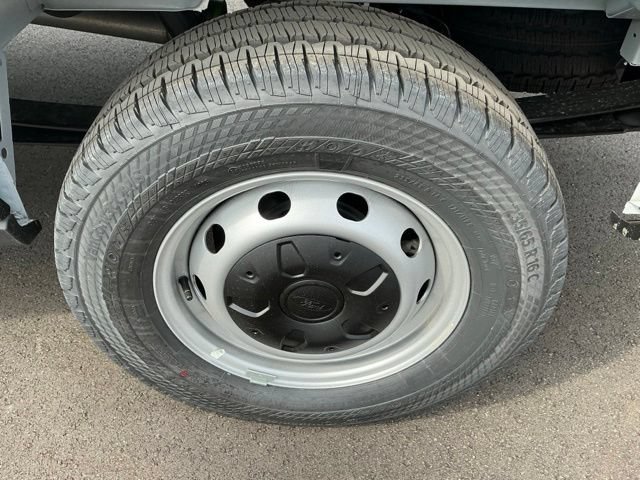 New 2026 Ford Transit 250 148 Medium Roof RWD image 13