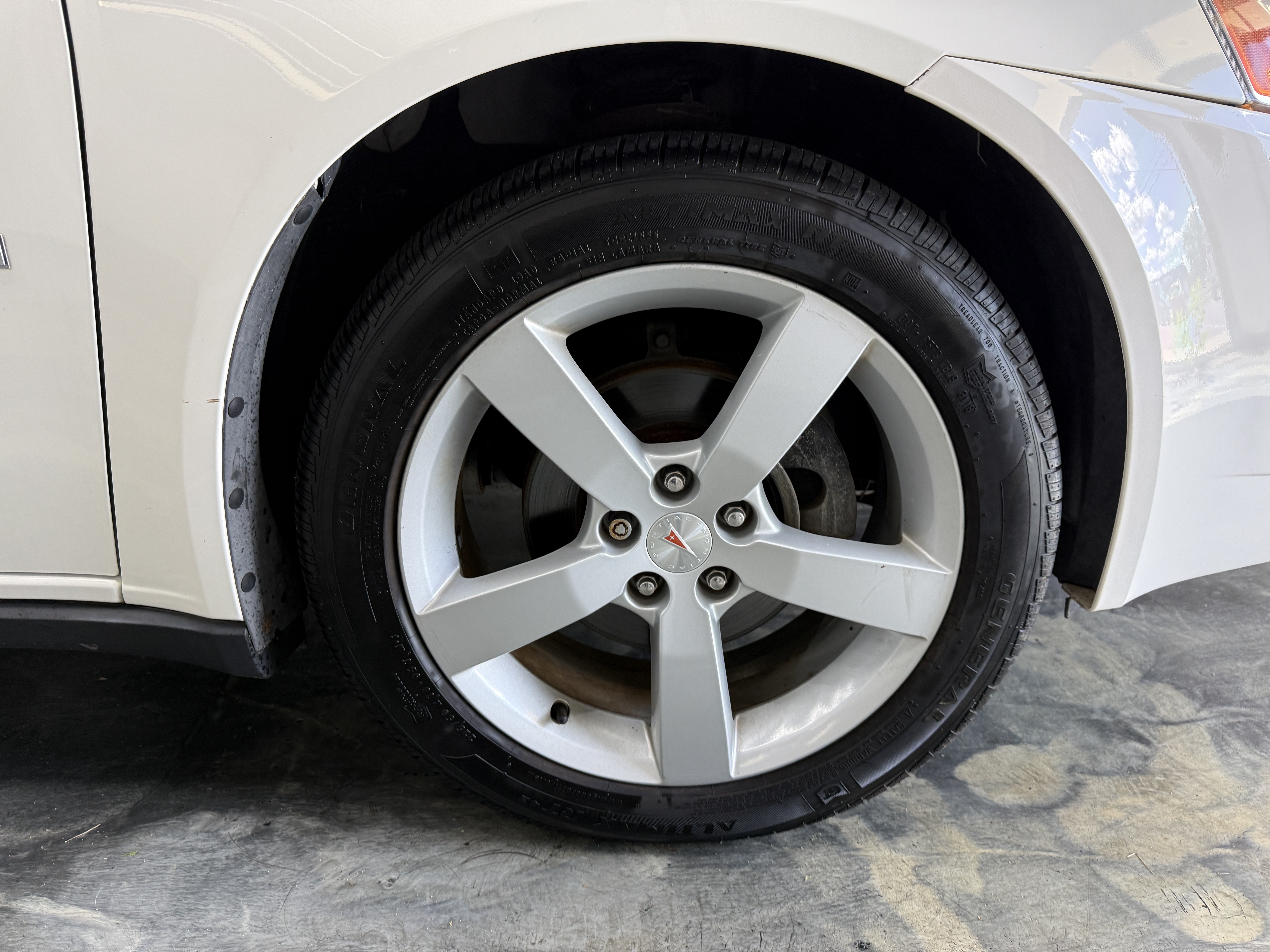 Used 2007 Pontiac G6 GT w/ Premium Package FWD image 18