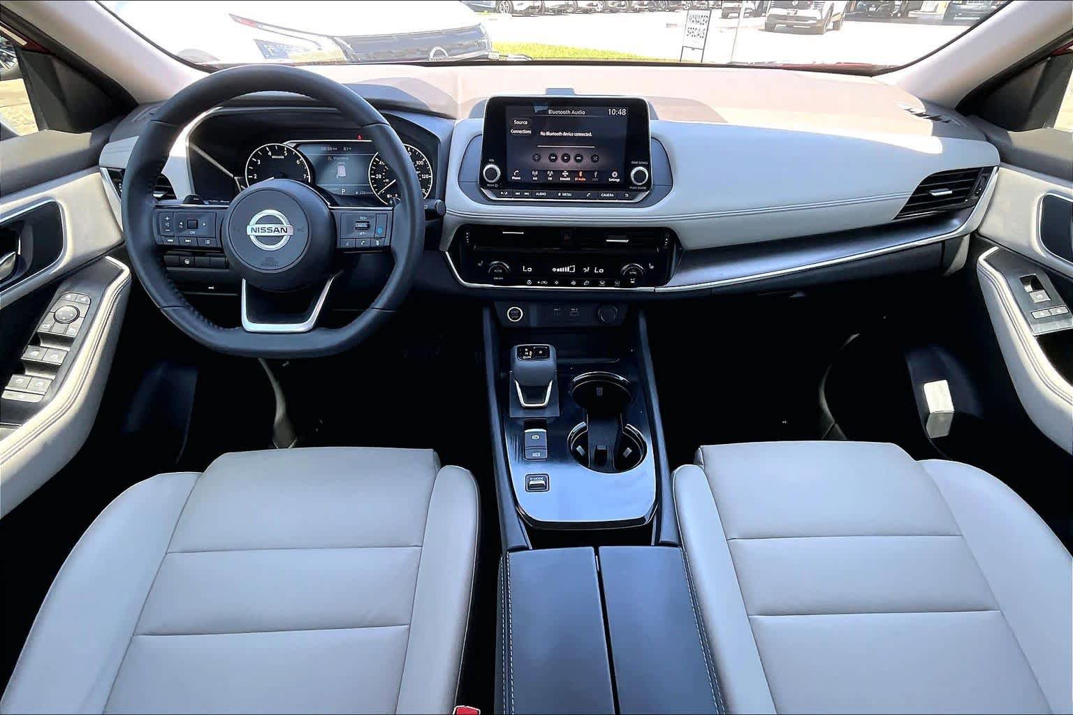 Certified 2021 Nissan Rogue SV w/ Premium Package FWD image 14