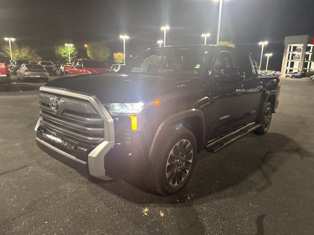 Used 2026 Toyota Tundra Limited AWD/4WD image 10