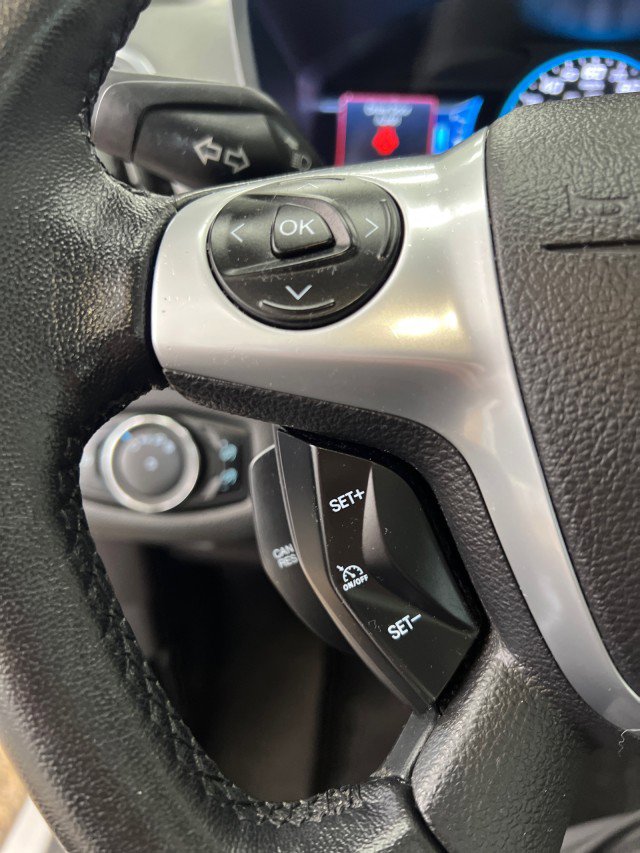 Used 2013 Ford C-MAX SEL image 28