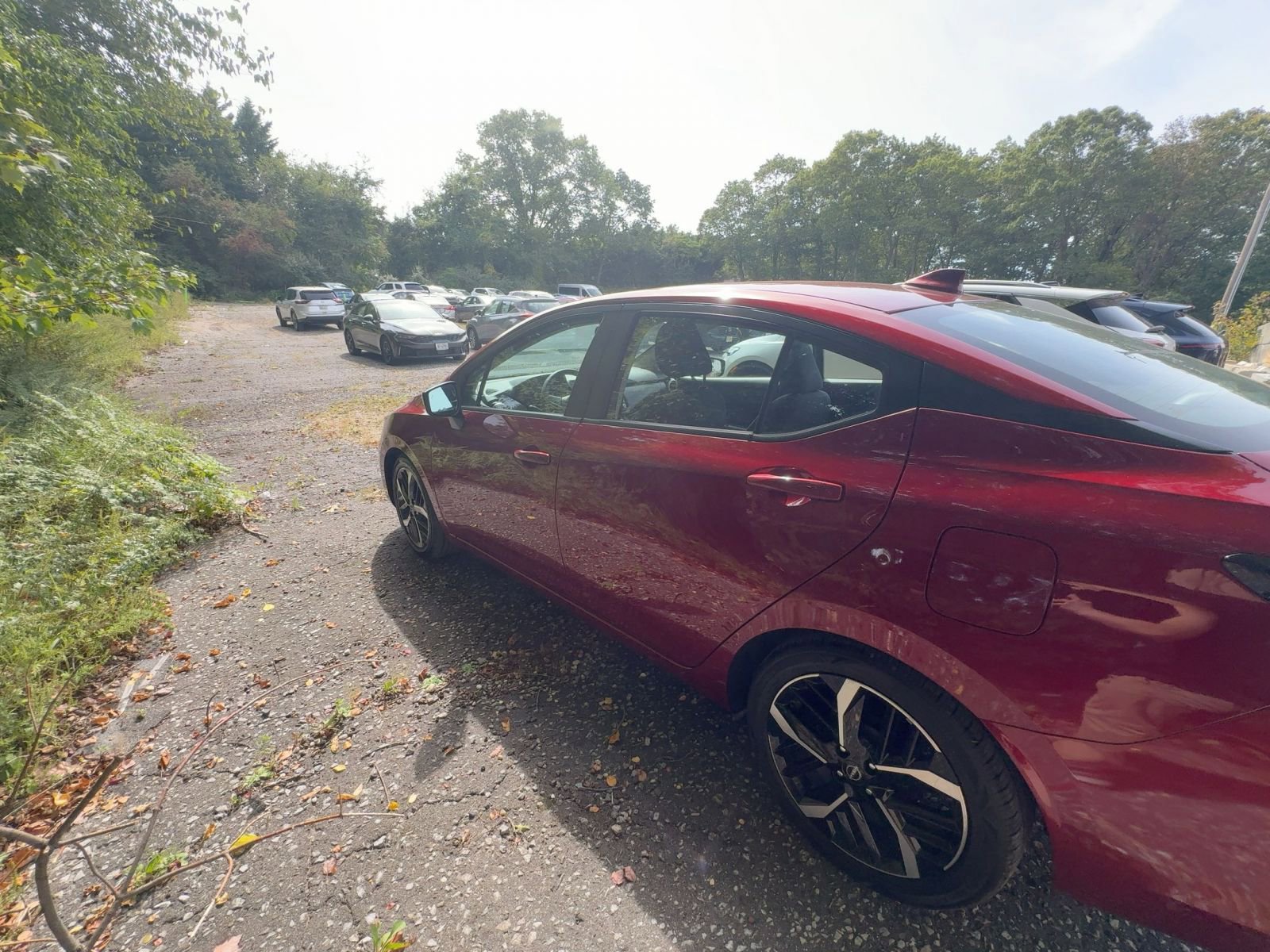 Used 2024 Nissan Versa SR image 7