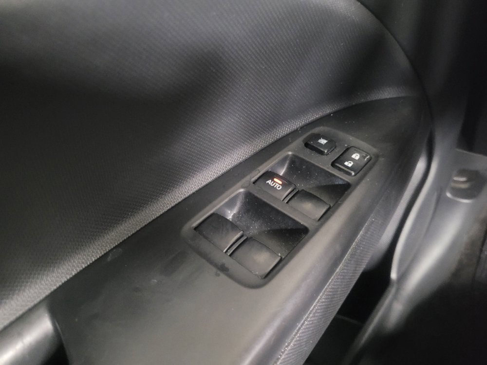 Used 2020 Mitsubishi Mirage ES FWD image 27