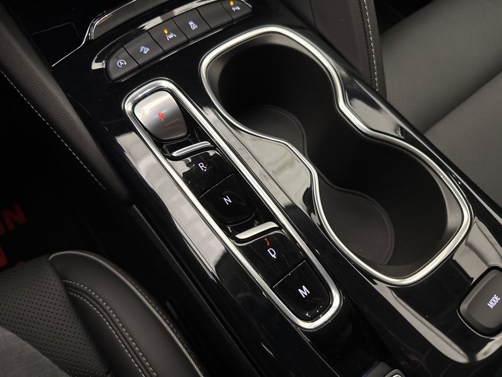 Used 2023 Buick Envision Essence image 34