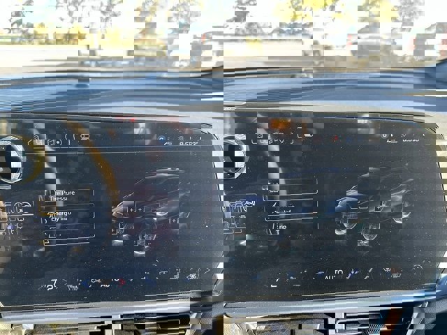 New 2024 Chevrolet Equinox EV LT image 21