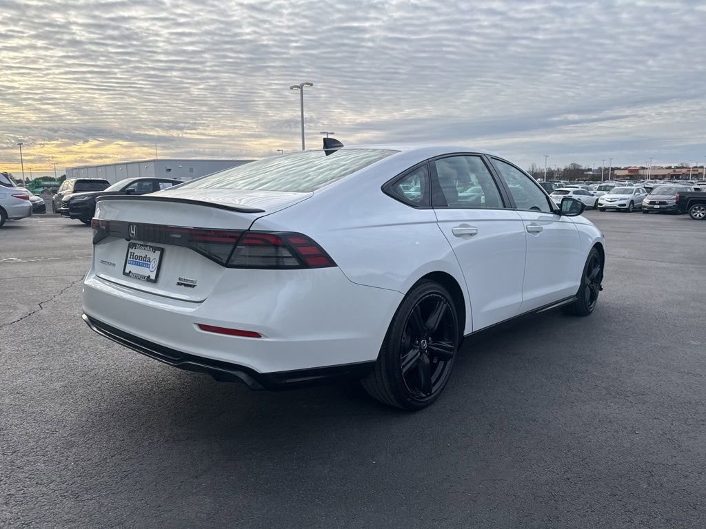 Used 2023 Honda Accord Sport image 7