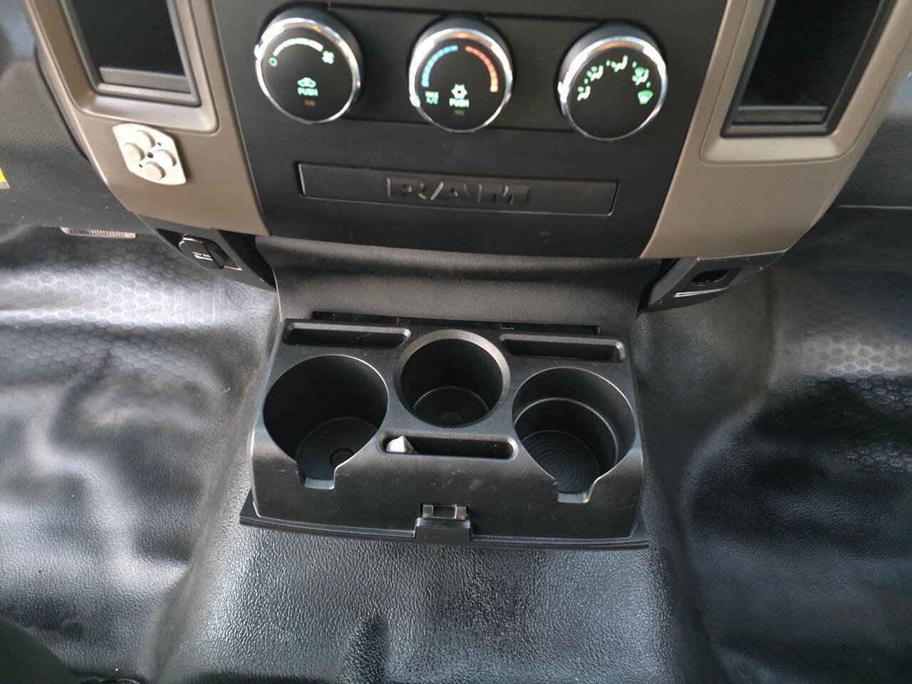 Used 2012 RAM 1500 ST w/ Trailer Brake Control Group RWD image 33