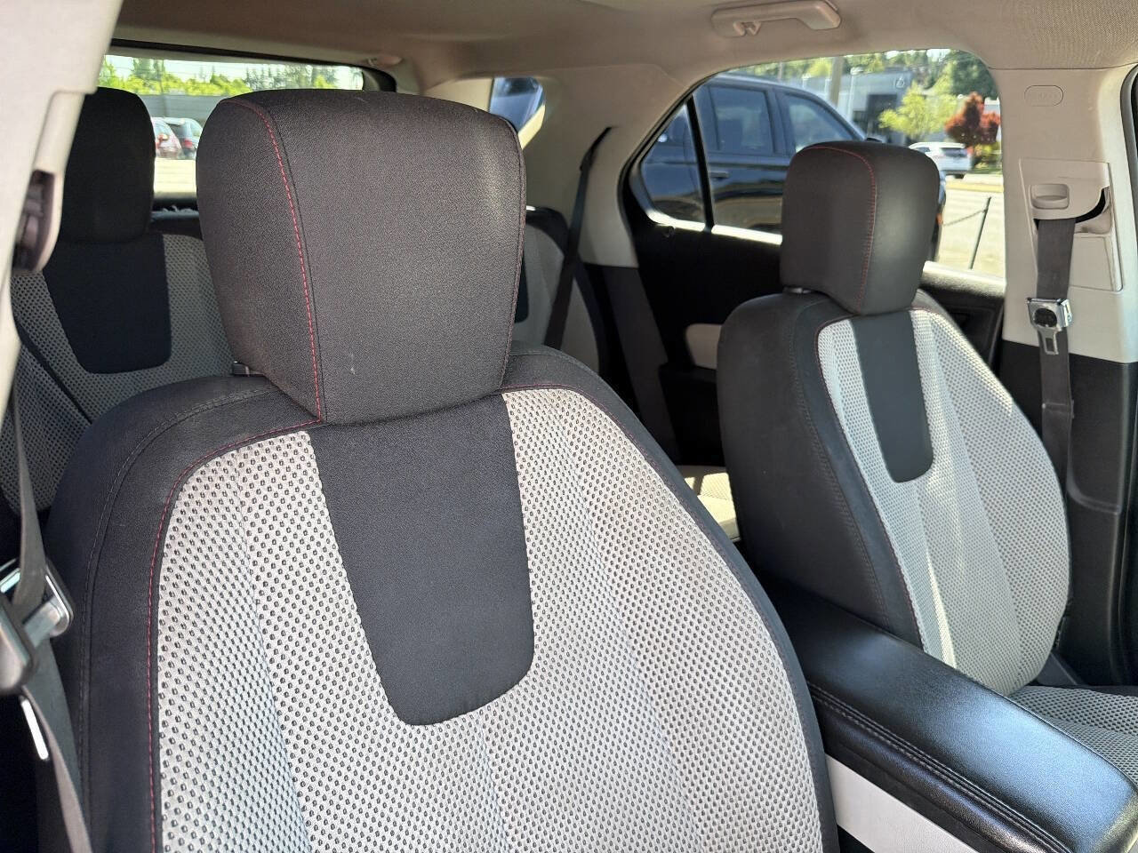 Used 2016 Chevrolet Equinox LT AWD/4WD image 15