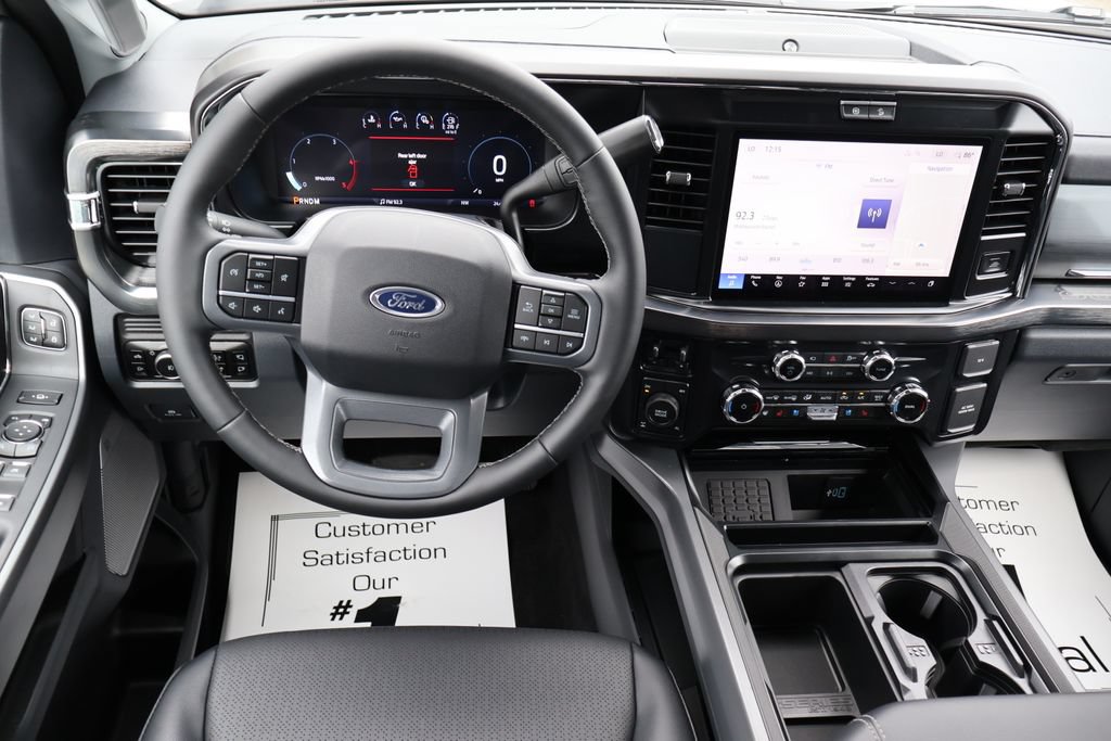 New 2026 Ford F350 Lariat w/ Black Appearance Package AWD/4WD image 6